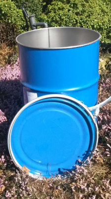 Stahl Spannring Deckelfass - 200 Ltr. - UN-X Feststoffzulassung + UN-Y Flüssigkeitszulassung - aussen lackiert / innen roh - NEUWARE