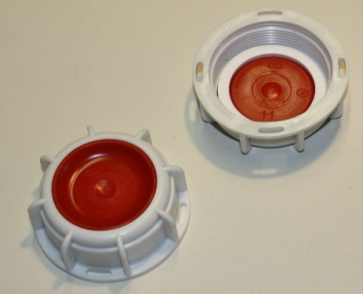 SCHÜTZ srew cap DN 50 grey (NPS2”) with PE-disk (red) and cellular PE gasket